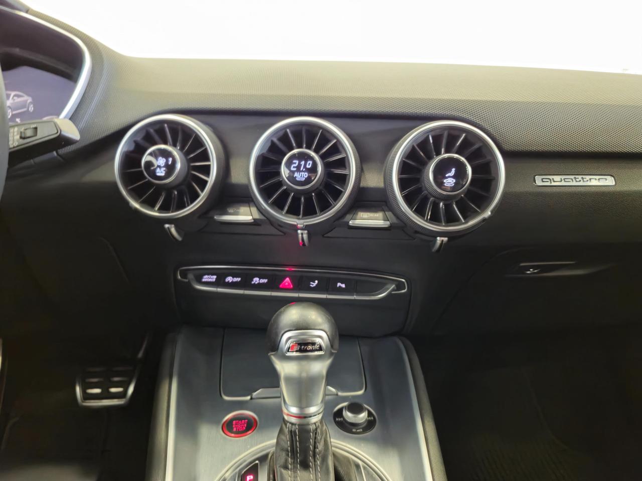 Audi TTS Coupe 2.0 tfsi quattro s-tronic - B&O - Sens. Park. - Lim.