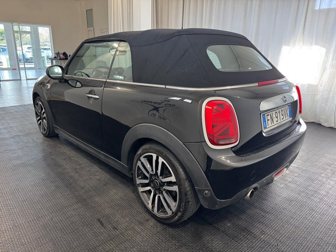 Mini 1.5 Cooper Hype Cabrio