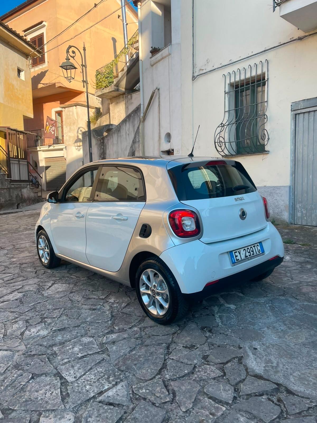 Smart ForFour 70 1.0 Passion