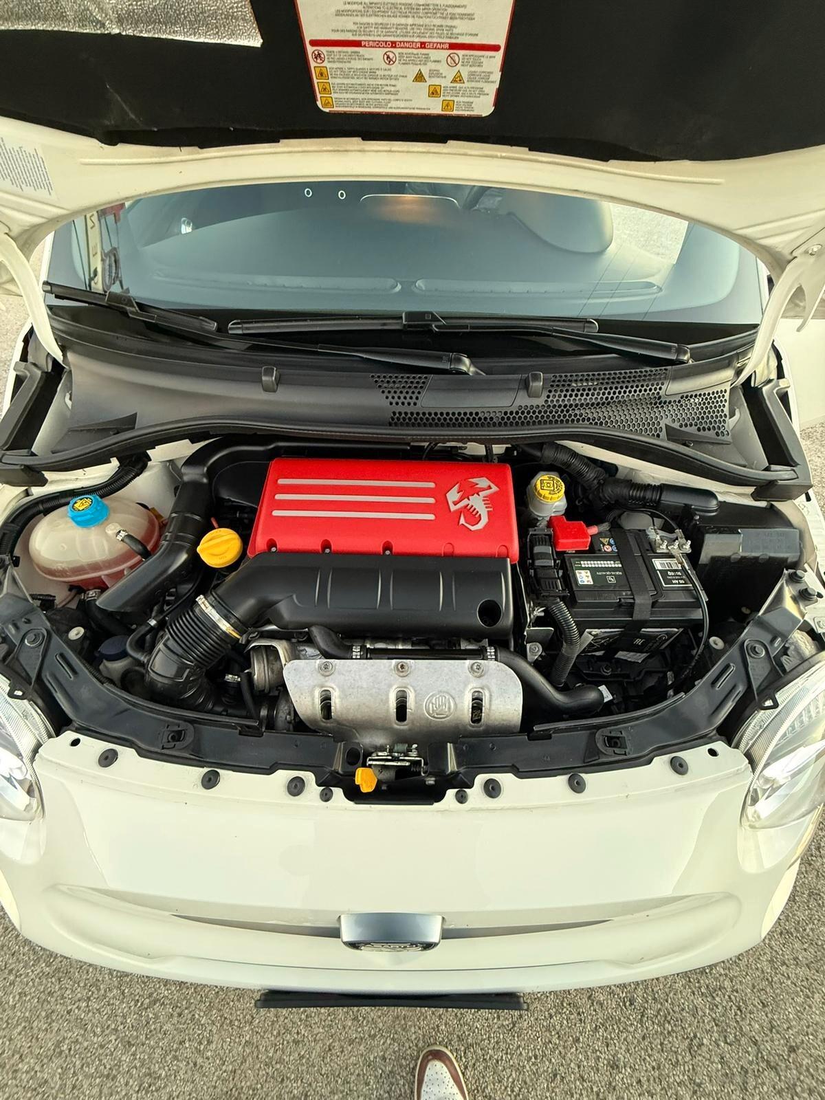 Abarth 595 1.4 Turbo T-Jet 145 CV