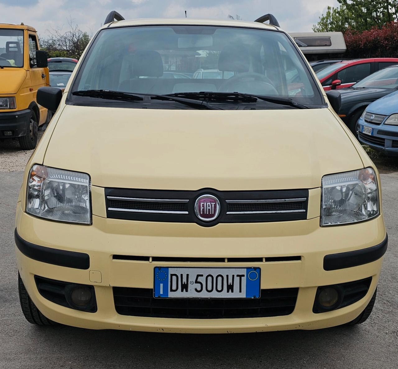 FIAT PANDA 1.2 GUIDABILE DA NEOPATENTATI GARANZIA 12 MESI