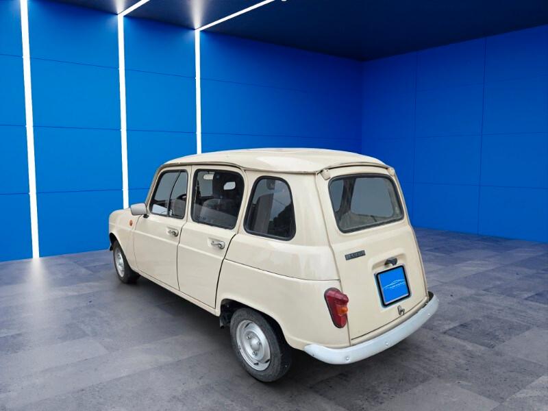 RENAULT 4 950 TL