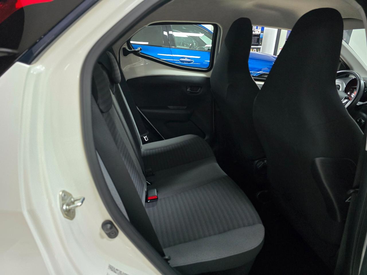 Toyota Aygo 1.0 VVT-i 72 CV 5 porte x-clusiv