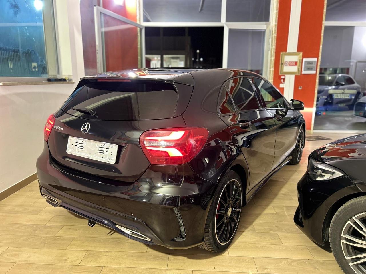 Mercedes-benz A160d Premium AMG -2017