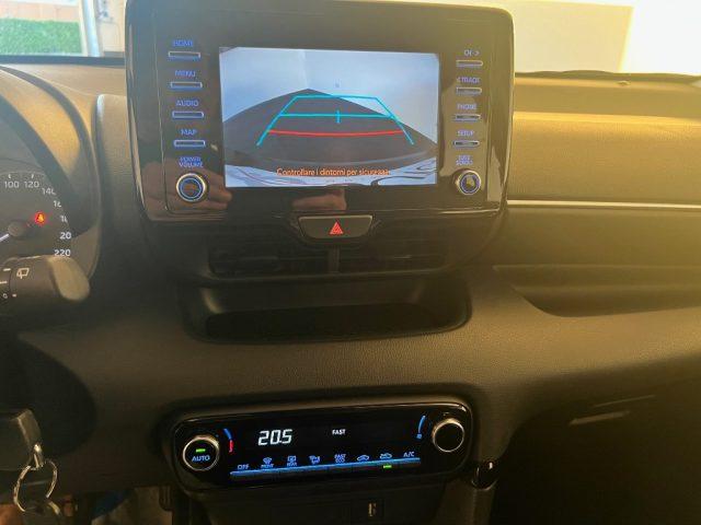 TOYOTA Yaris 1.5 Hybrid 5 porte Business