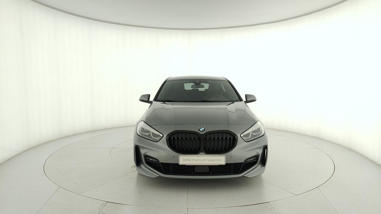 BMW Serie 1 F40 - 118d Msport auto