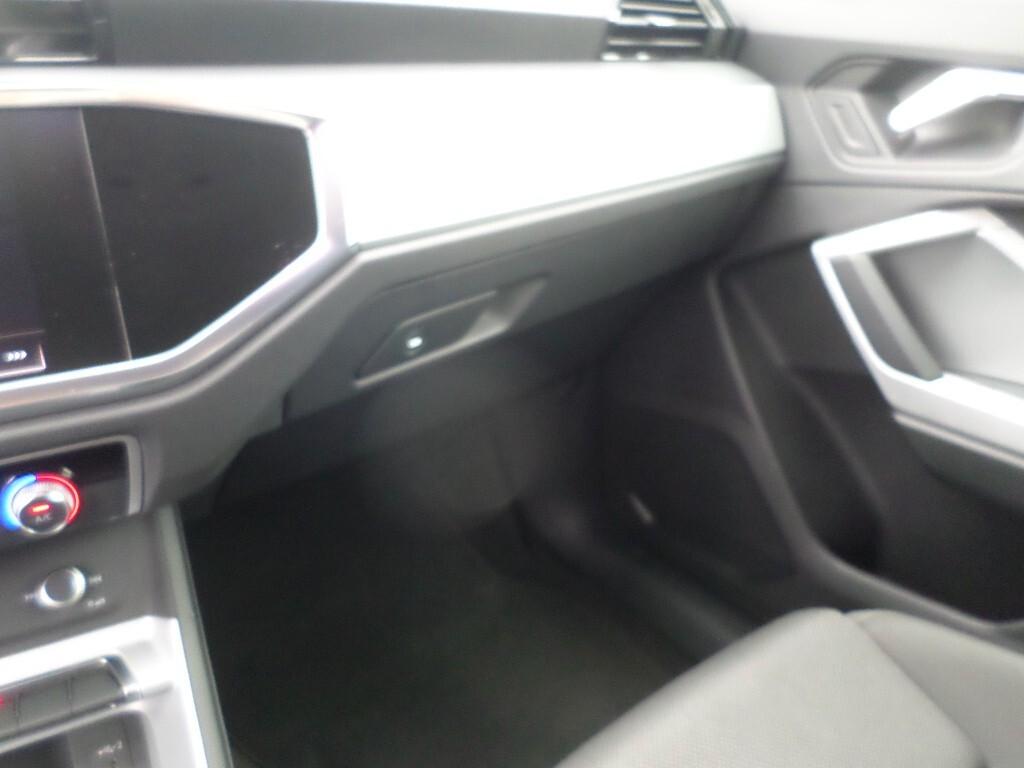 Audi Q3 45 TFSI quattro S tronic line edition