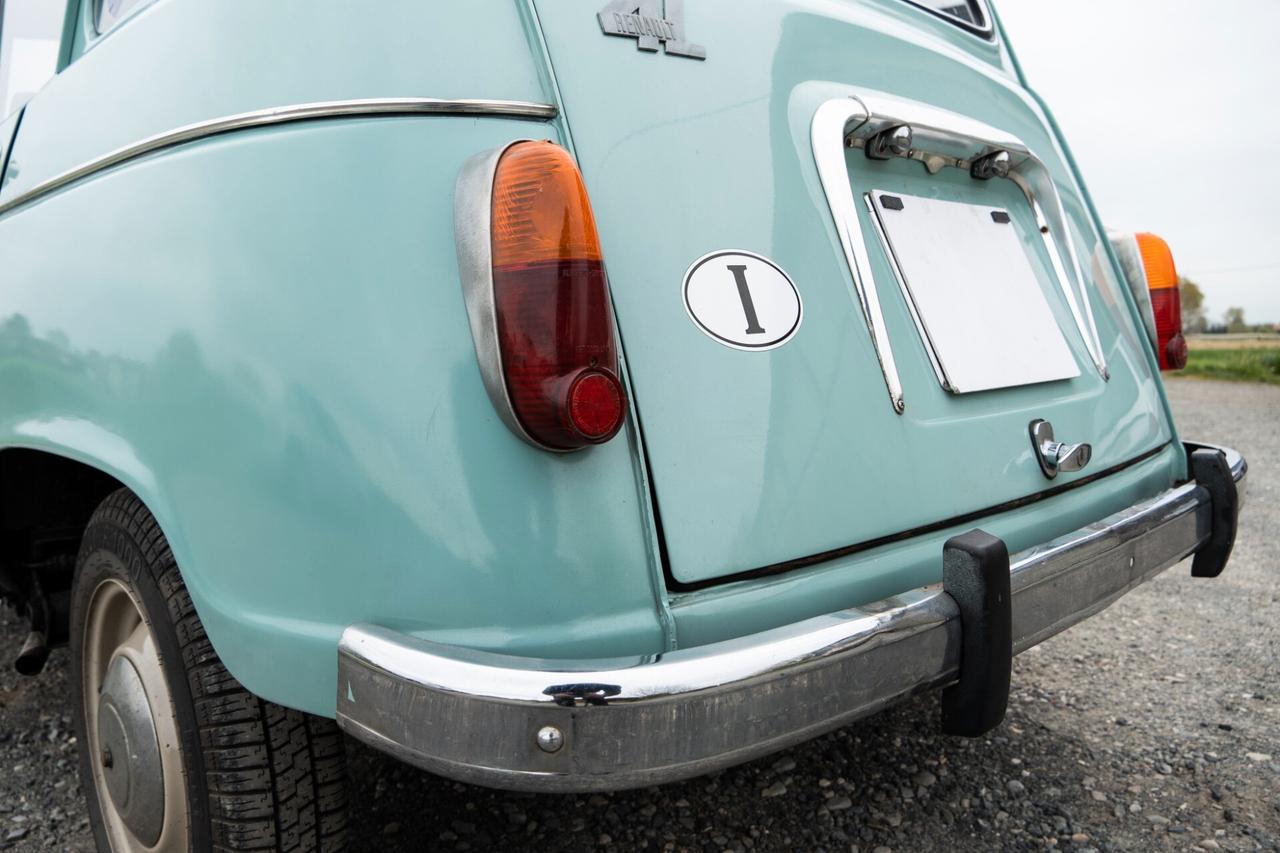 Renault R4L - RARA PRODUZIONE ALFA ROMEO - TARGA NERA ORIGINALE