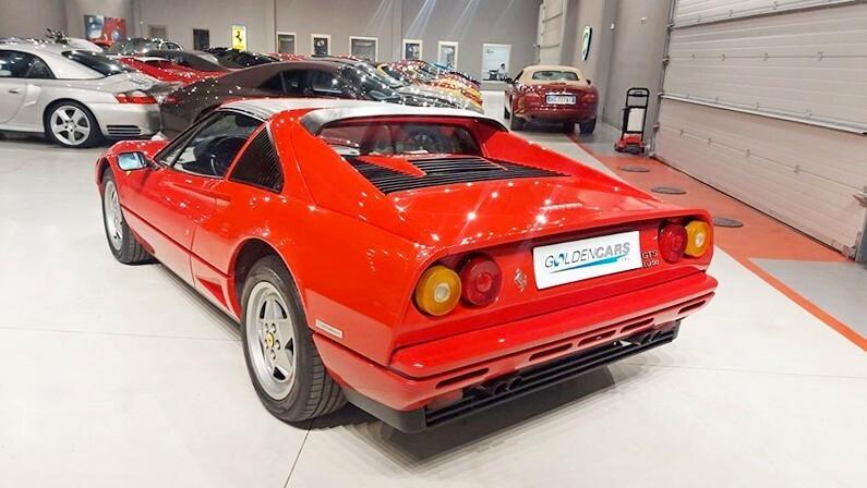 Ferrari 208 2.0 turbo GTS 254cv