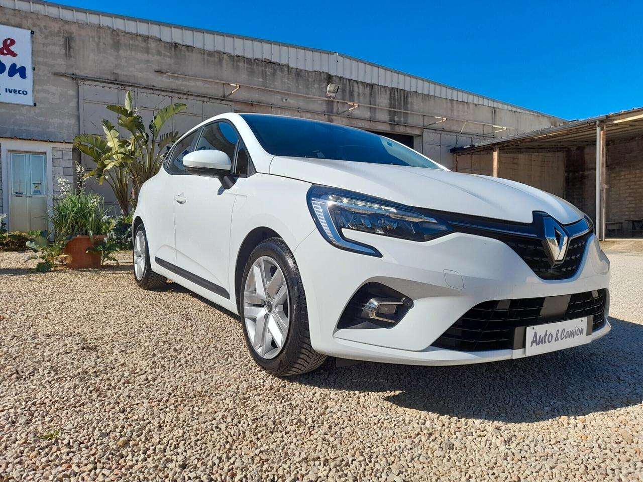 Renault Clio TCe 90 CV SOLO 92000KM NEOPATENTATI