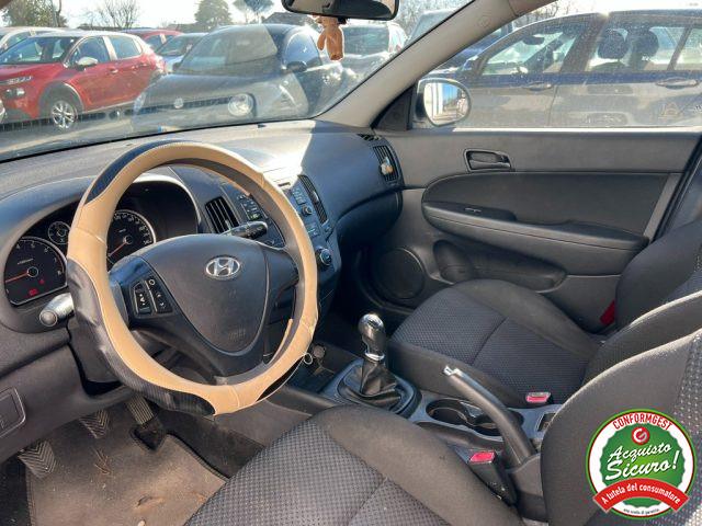 HYUNDAI i30 1.4 16V 109CV 5p. Active