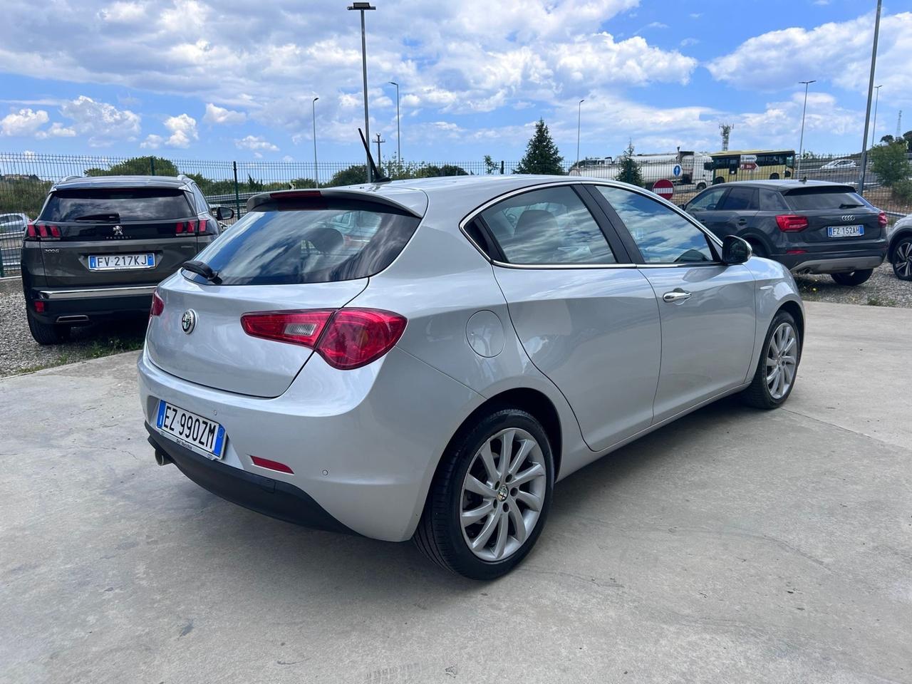 Alfa Romeo Giulietta 1.6 JTDm-2 105 CV Exclusive