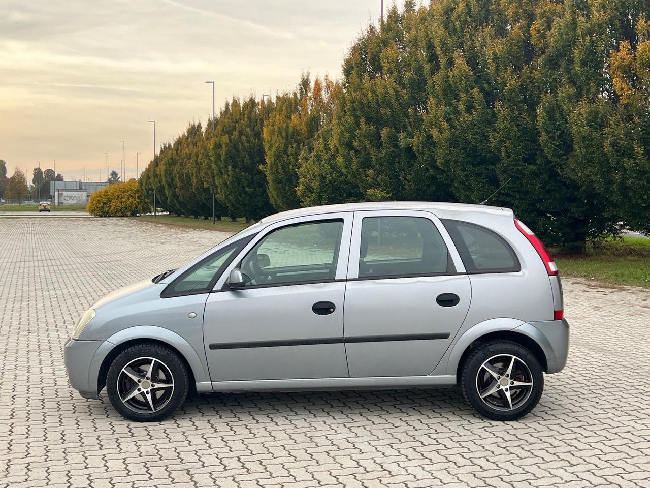 Opel Meriva 1.7 CDTI 101CV Cosmo