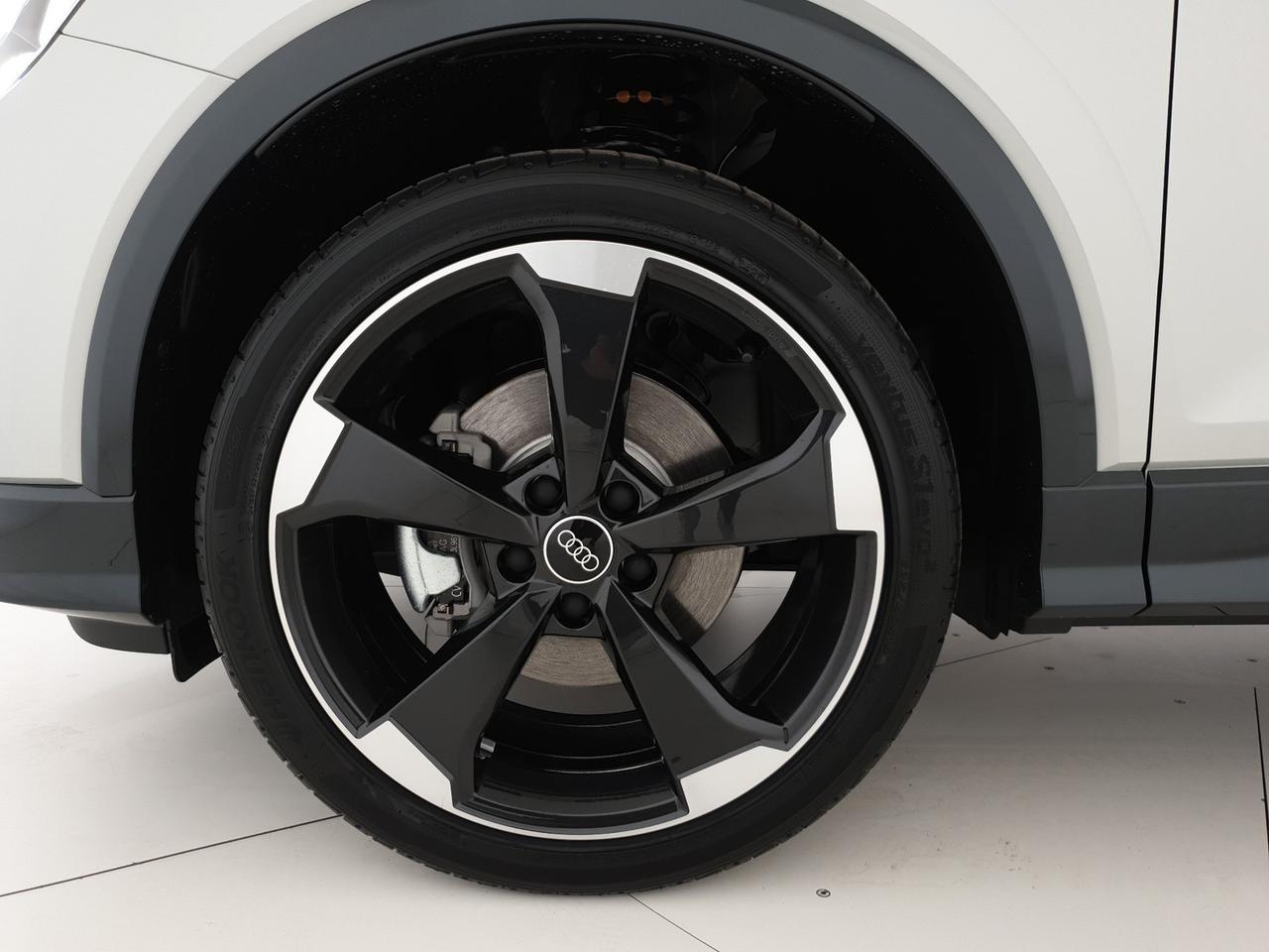 35TDI 150CV S tronic Identity Black