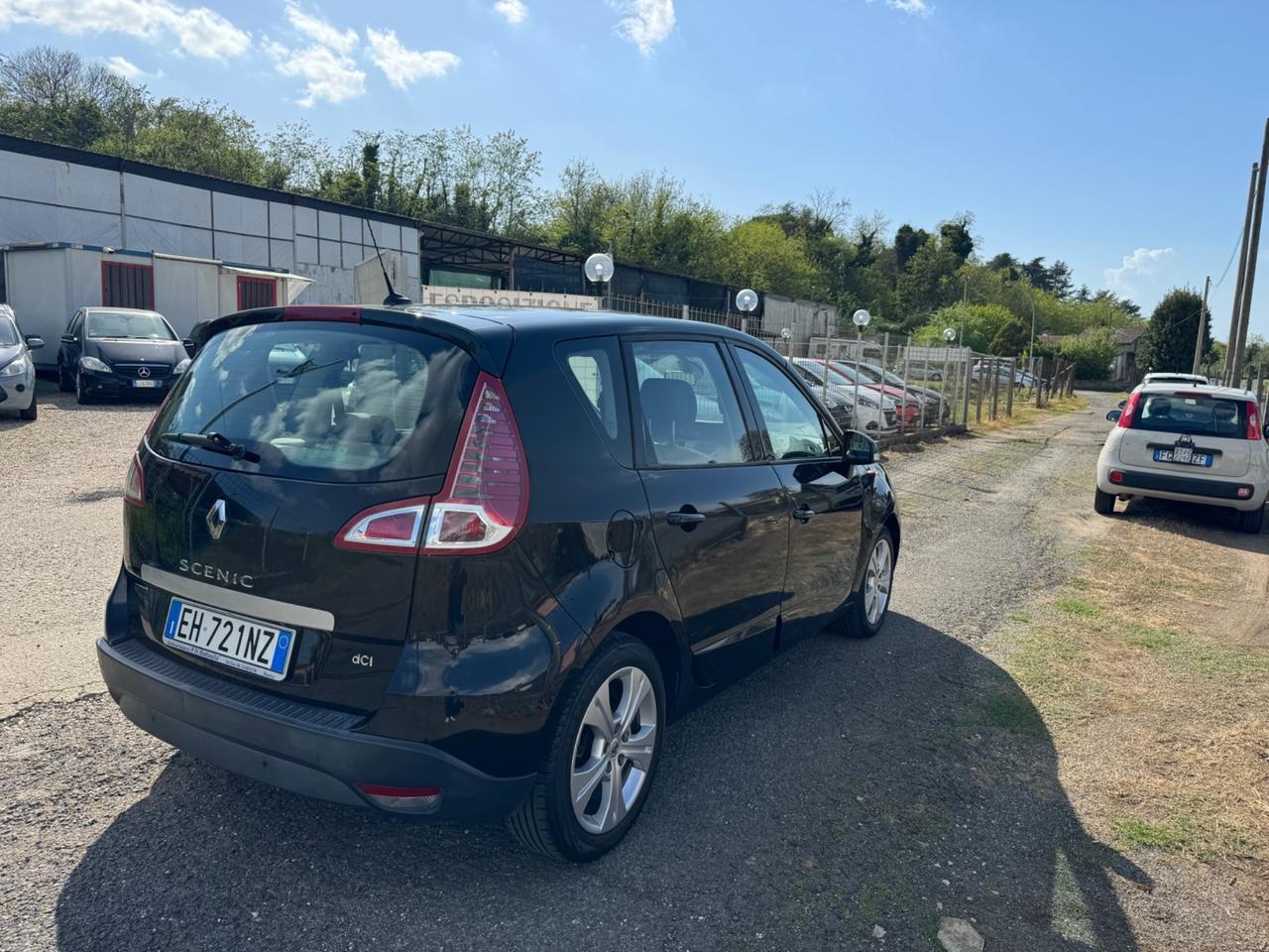 Renault Scenic X-Mod 1.5 dCi 110CV Luxe NEOPATENTATI