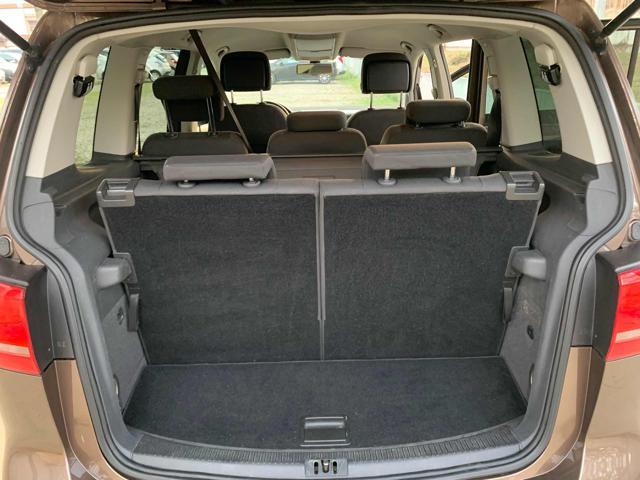 VOLKSWAGEN Touran 1.6 TDI 7 POSTI CAMBIO AUTOMATICO