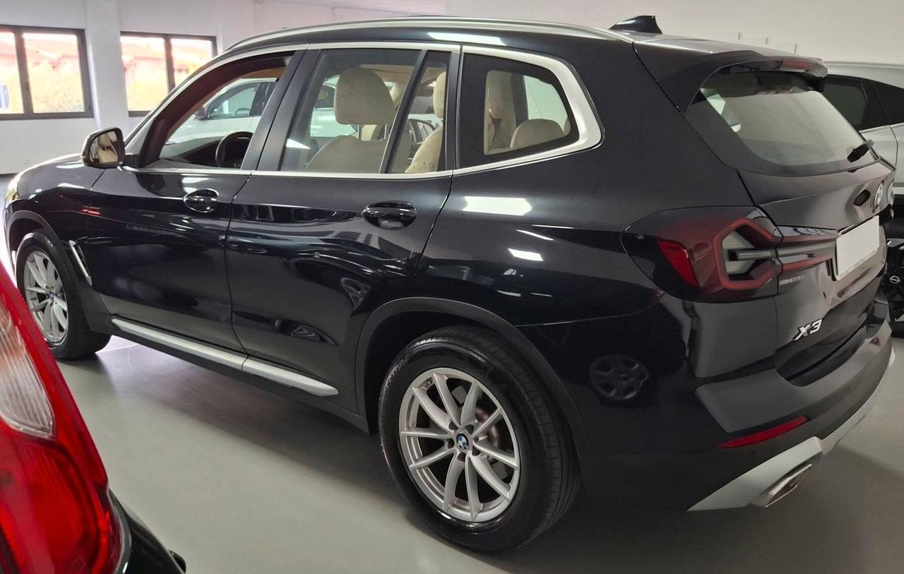 Bmw X3 xDrive20d 48V 4x4 con tetto panoramico
