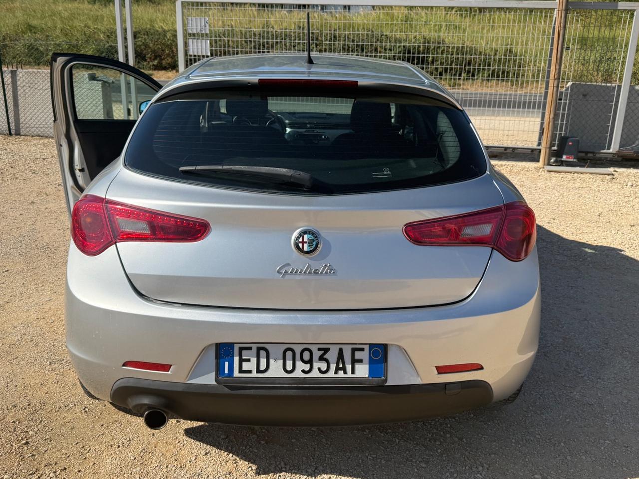 Alfa Giulietta 1.4 Turbo METANO 3.999€