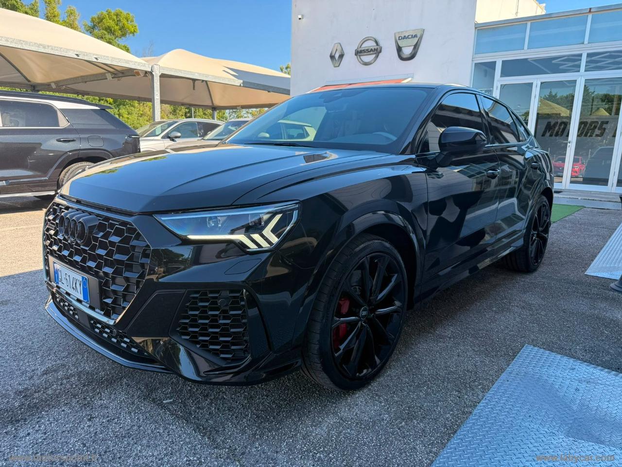 AUDI RS Q3 quattro S tronic
