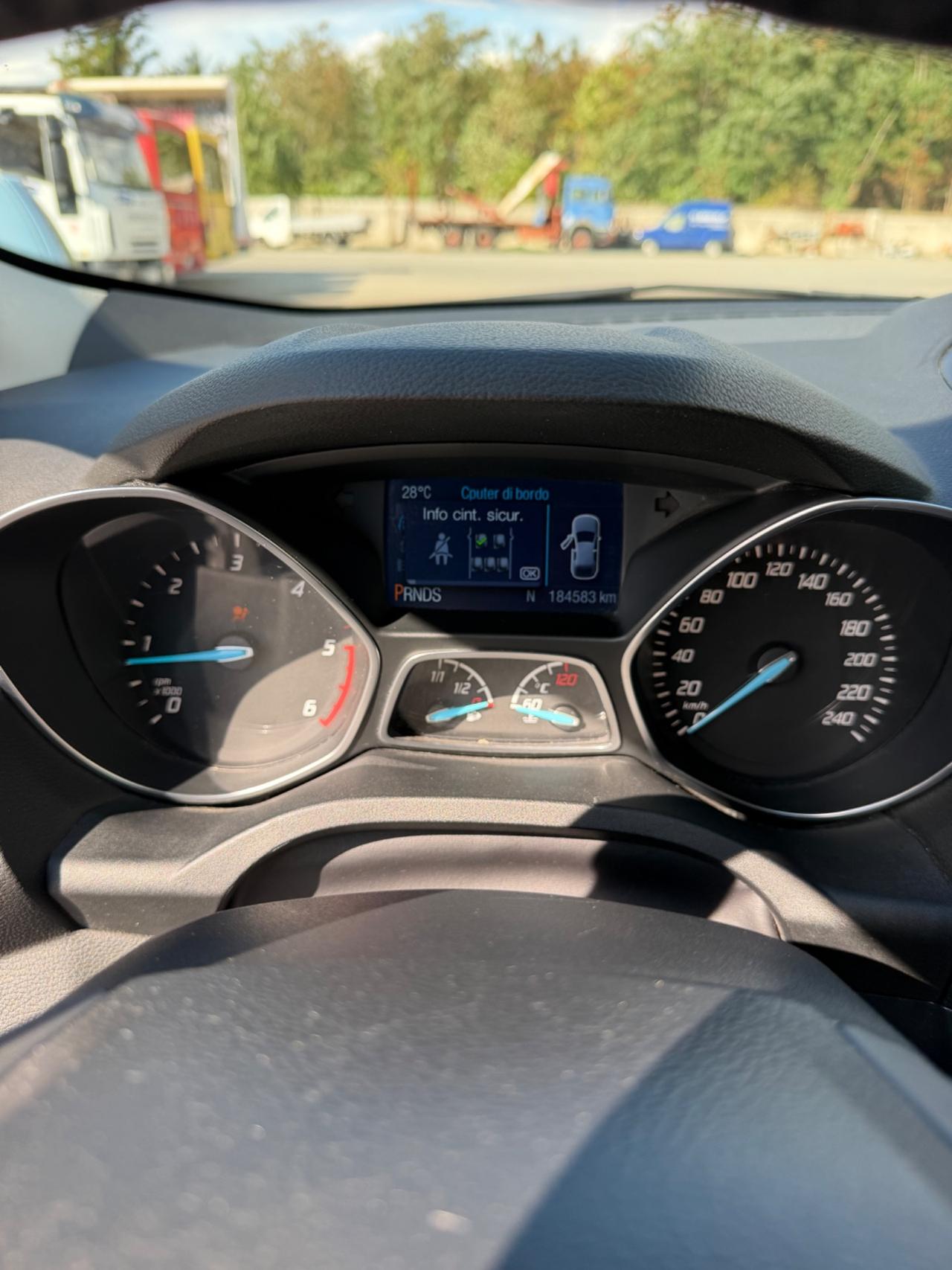Ford Kuga 2.0 TDCI 163 CV 4WD Powershift Titanium