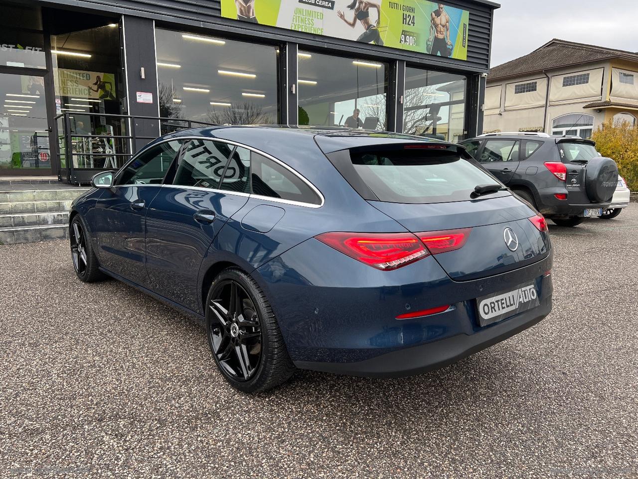 MERCEDES-BENZ CLA 200 d Aut. Shooting Brake Business IVA DEDUCIBILE