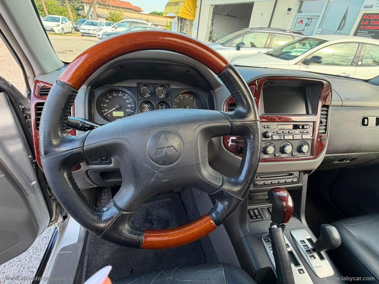 MITSUBISHI Pajero 3.2 16V DI-D 5p. GLS2 7 POSTI