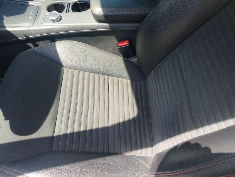 Mercedes-Benz GLA 200 CDI Premium