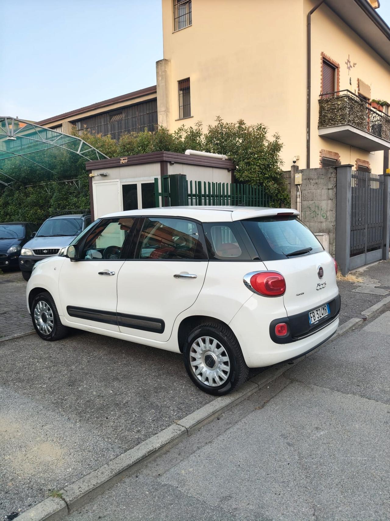 Fiat 500L Living 0.9 TwinAir Turbo Natural Power Lounge
