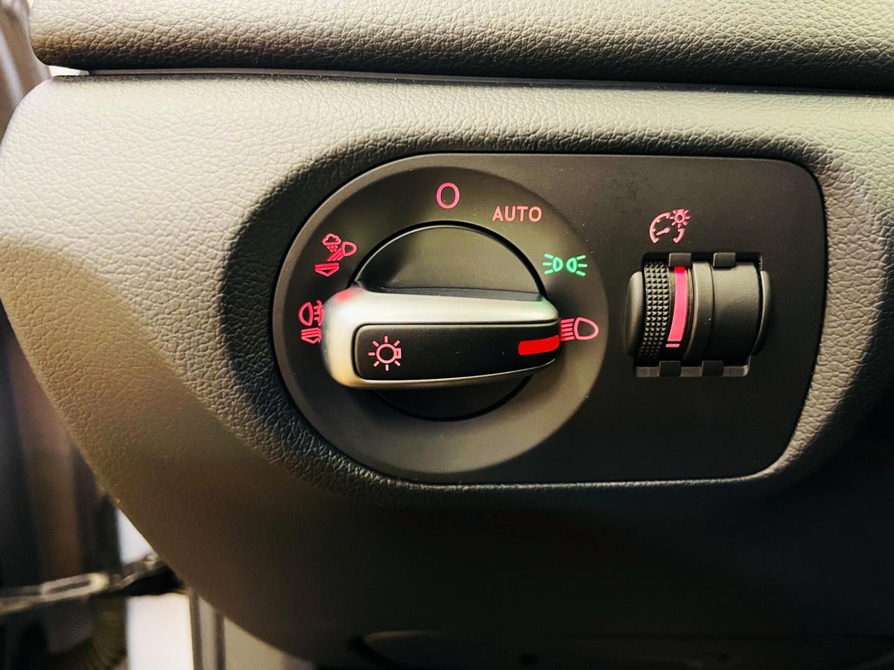 Audi Q3 2.0 TDI 150 CV S tronic Business Plus