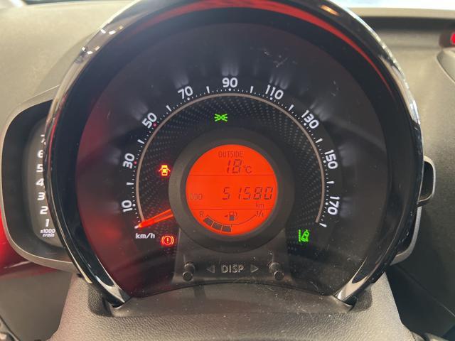 TOYOTA Aygo Connect 1.0 VVT-i 72 CV 5 porte x-clusiv red style