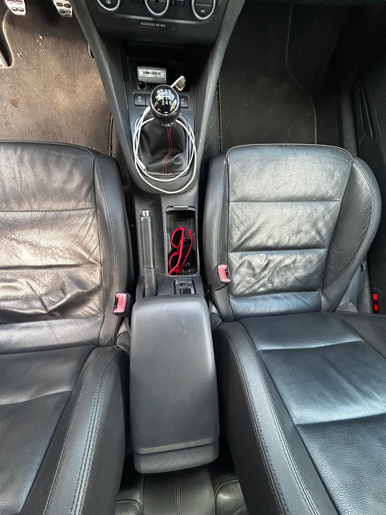 Volkswagen Golf Cabriolet 2.OTDI 140CVBLUEMOTION