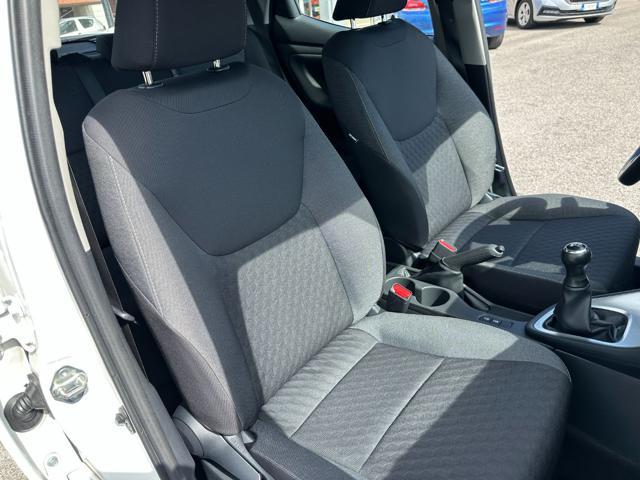 TOYOTA Yaris 1.0 5 porte