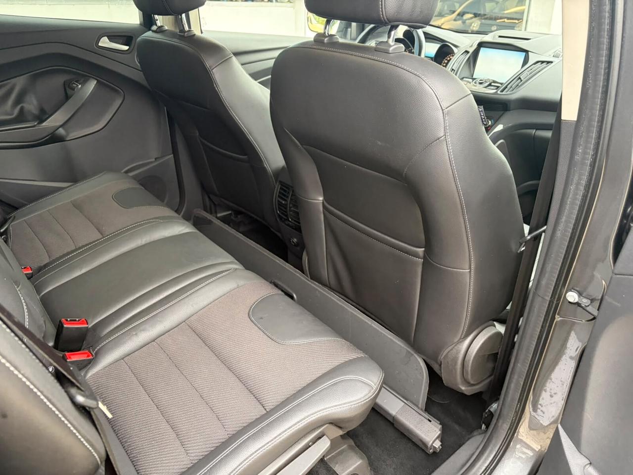 Ford Kuga 2.0 TDCI 150 CV S&S 4WD Powershift Business*EURO6*CERCHI