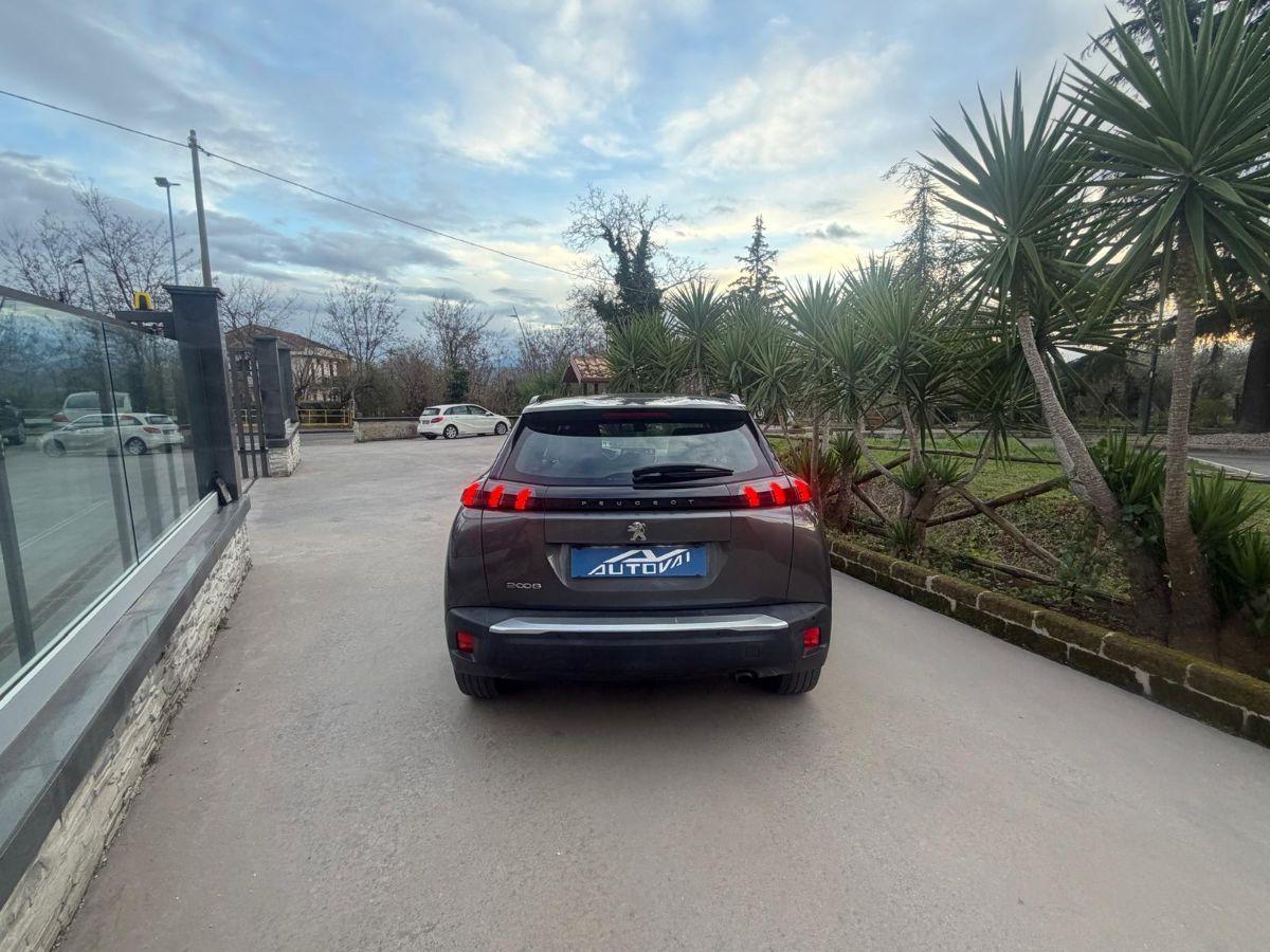 PEUGEOT - 2008 - BlueHDi 100 S&S Allure