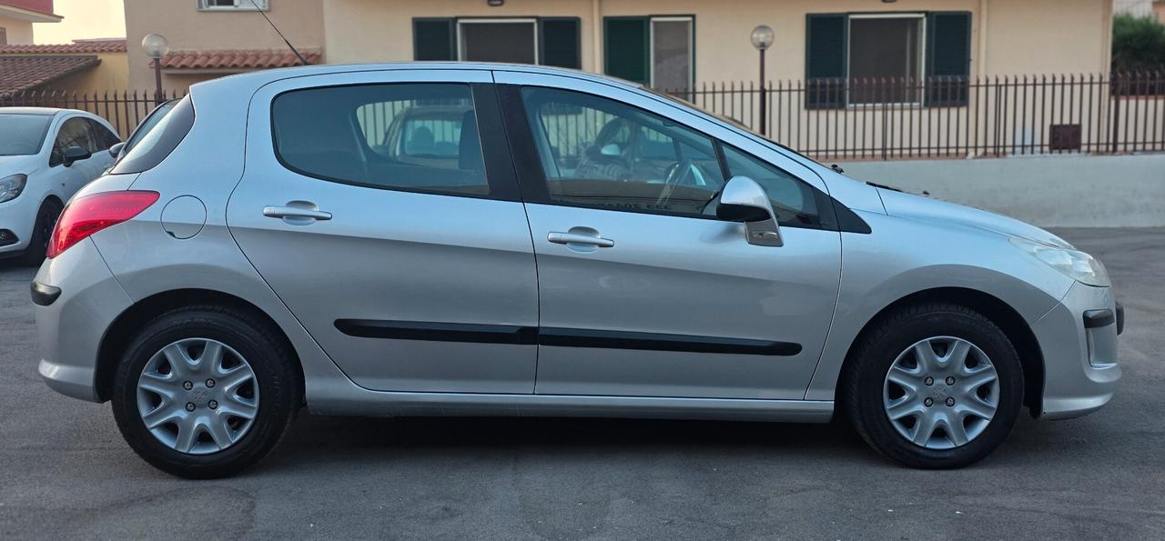 Peugeot 308 1.6 HDi 90CV 5p. Tecno