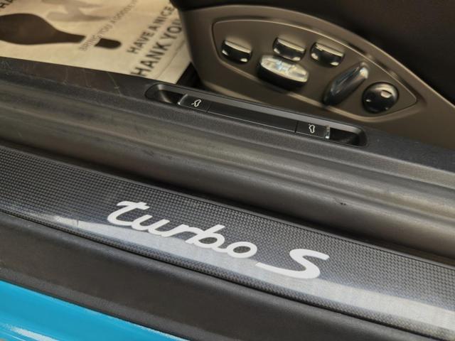PORSCHE 911 3.8 Turbo S Coupé