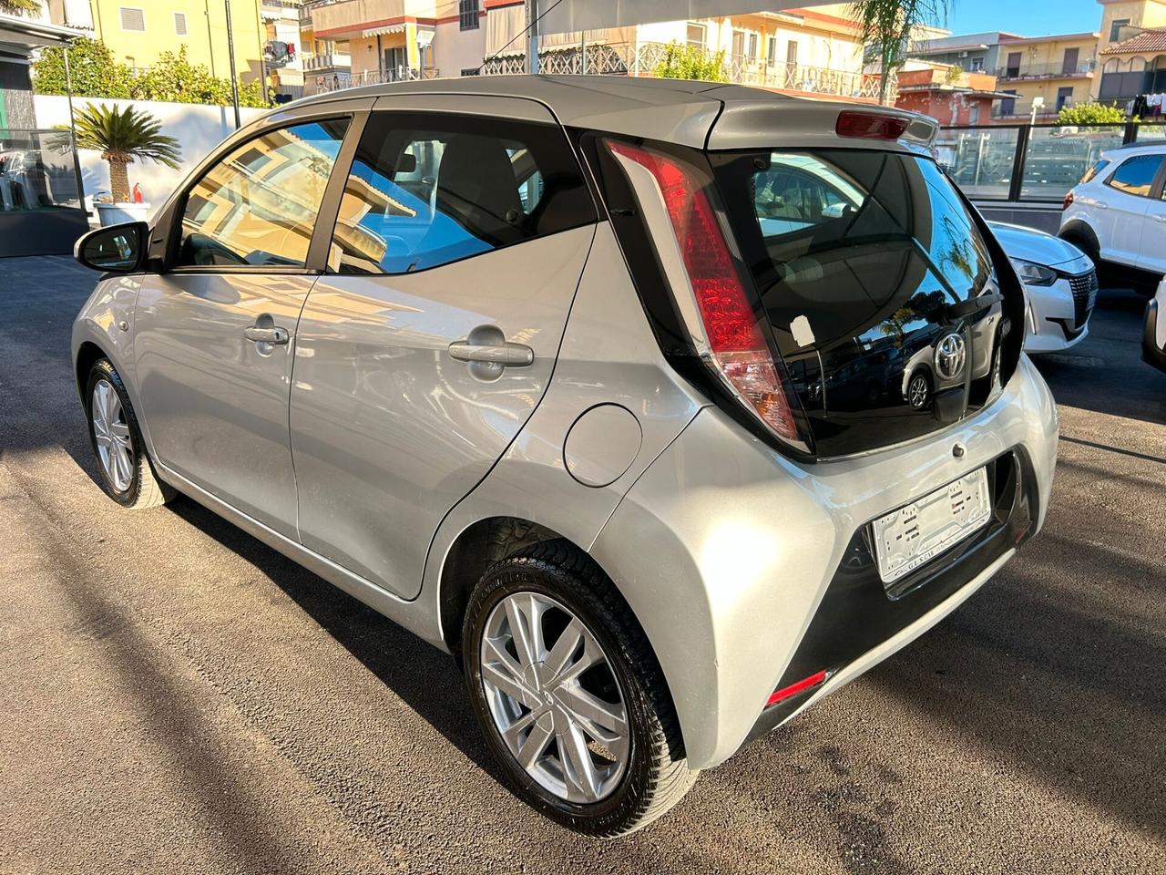 Toyota Aygo 1.0 69 cv CV 5 porte