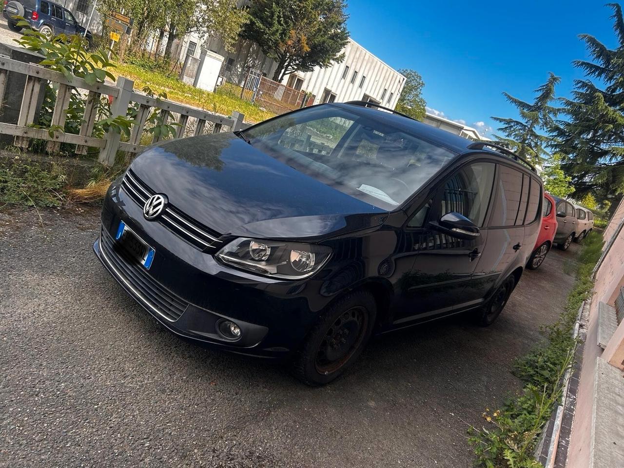 Volkswagen Touran 1.6 TDI DSG Comfortline