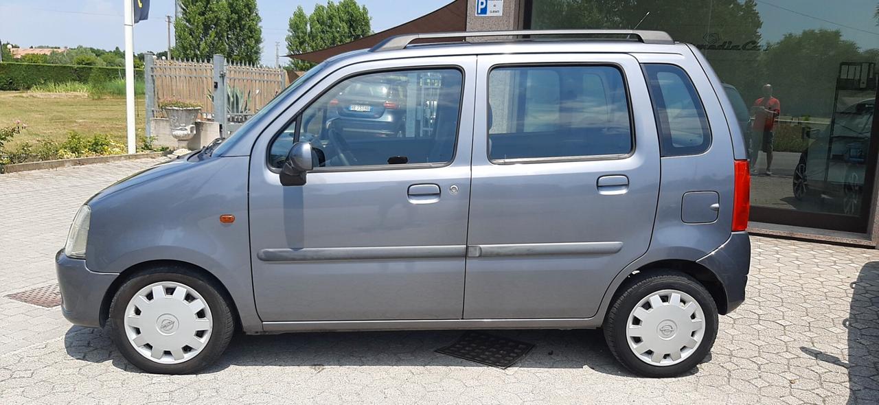 Opel Agila 1.2 16V Fashion Line