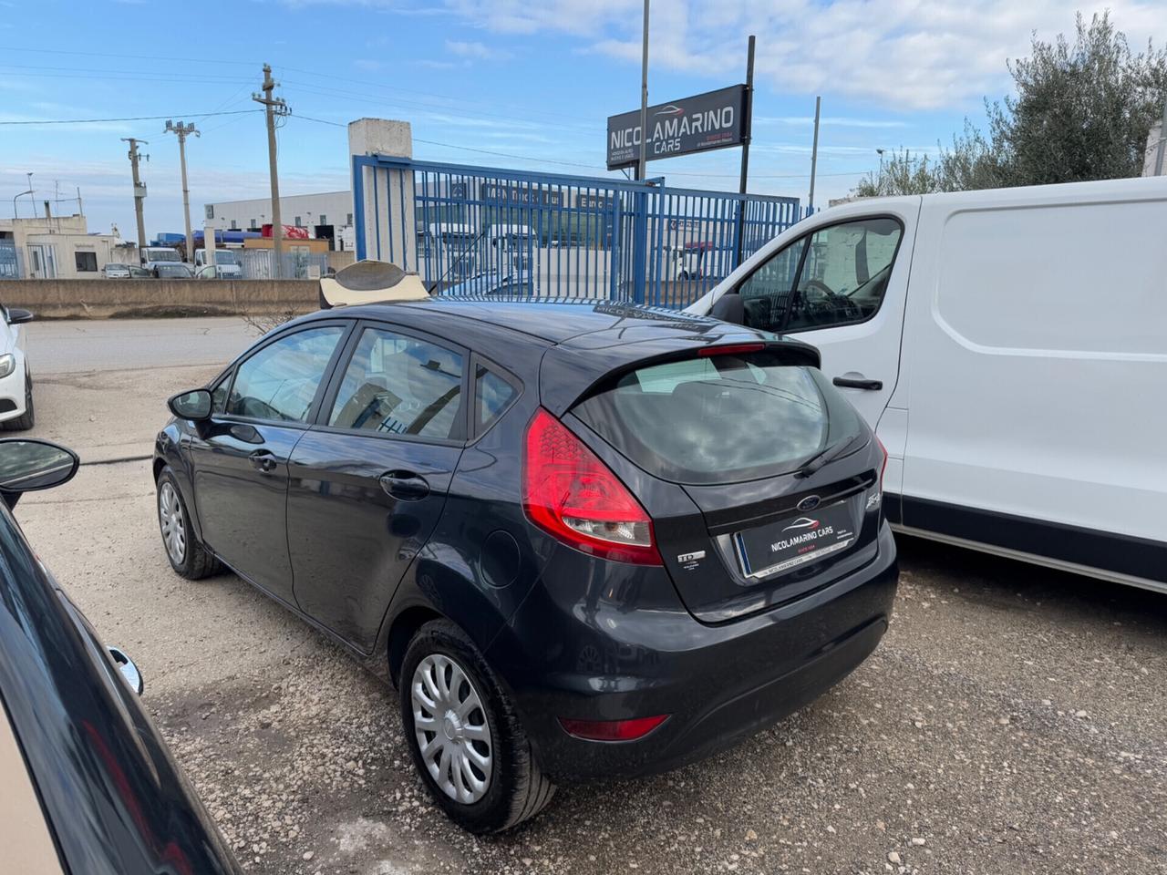 Ford Fiesta 1.4 TDCi 68CV 5 porte