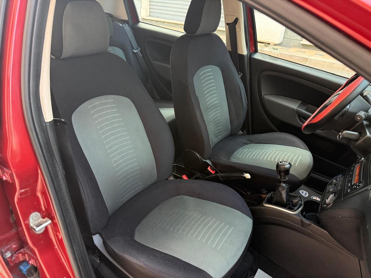 FIAT GRANDE PUNTO 1.2 DYNAMIC 65CV OK NEOPATENTATI ANNO 2008