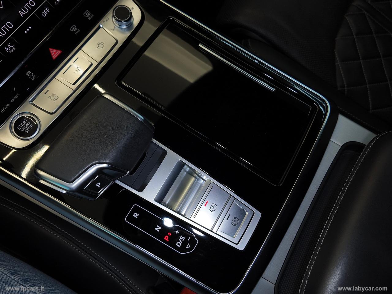 AUDI Q8 S line ed. TETTO APRIBILE