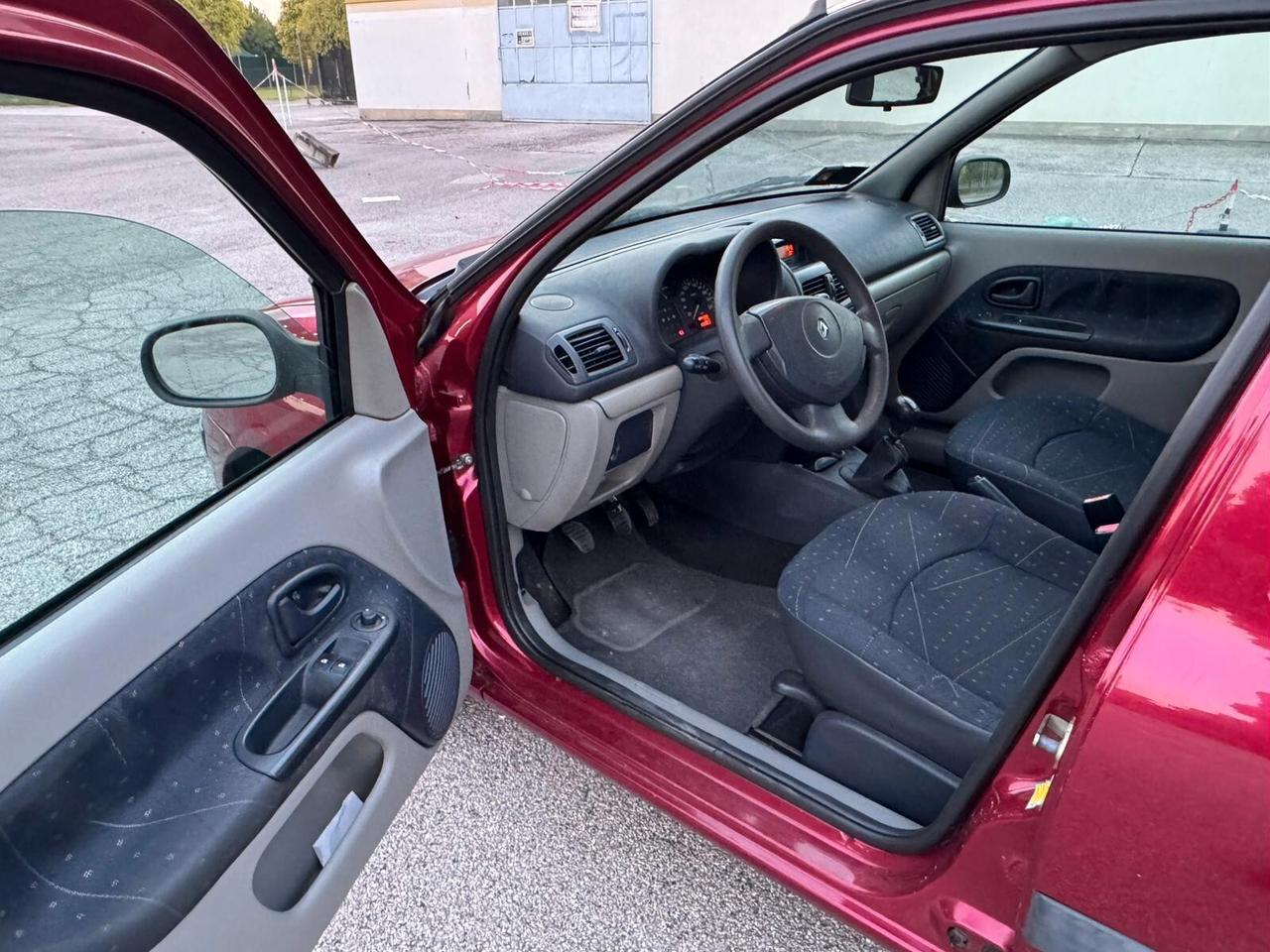 Renault Clio 1.2 cat 5 porte Accetto Permute