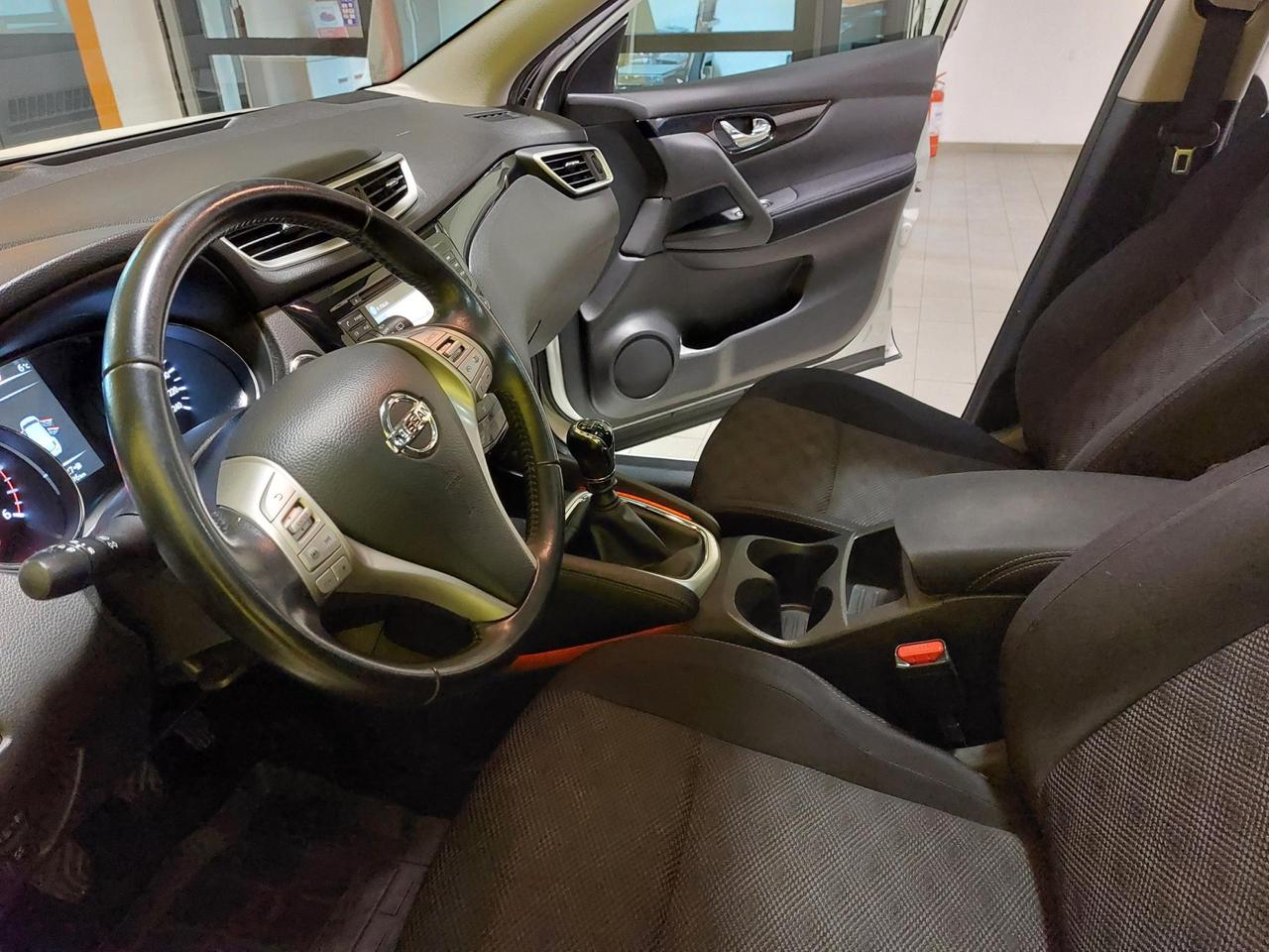 Nissan Qashqai 1.5 DCI TEKNA 110CV E6