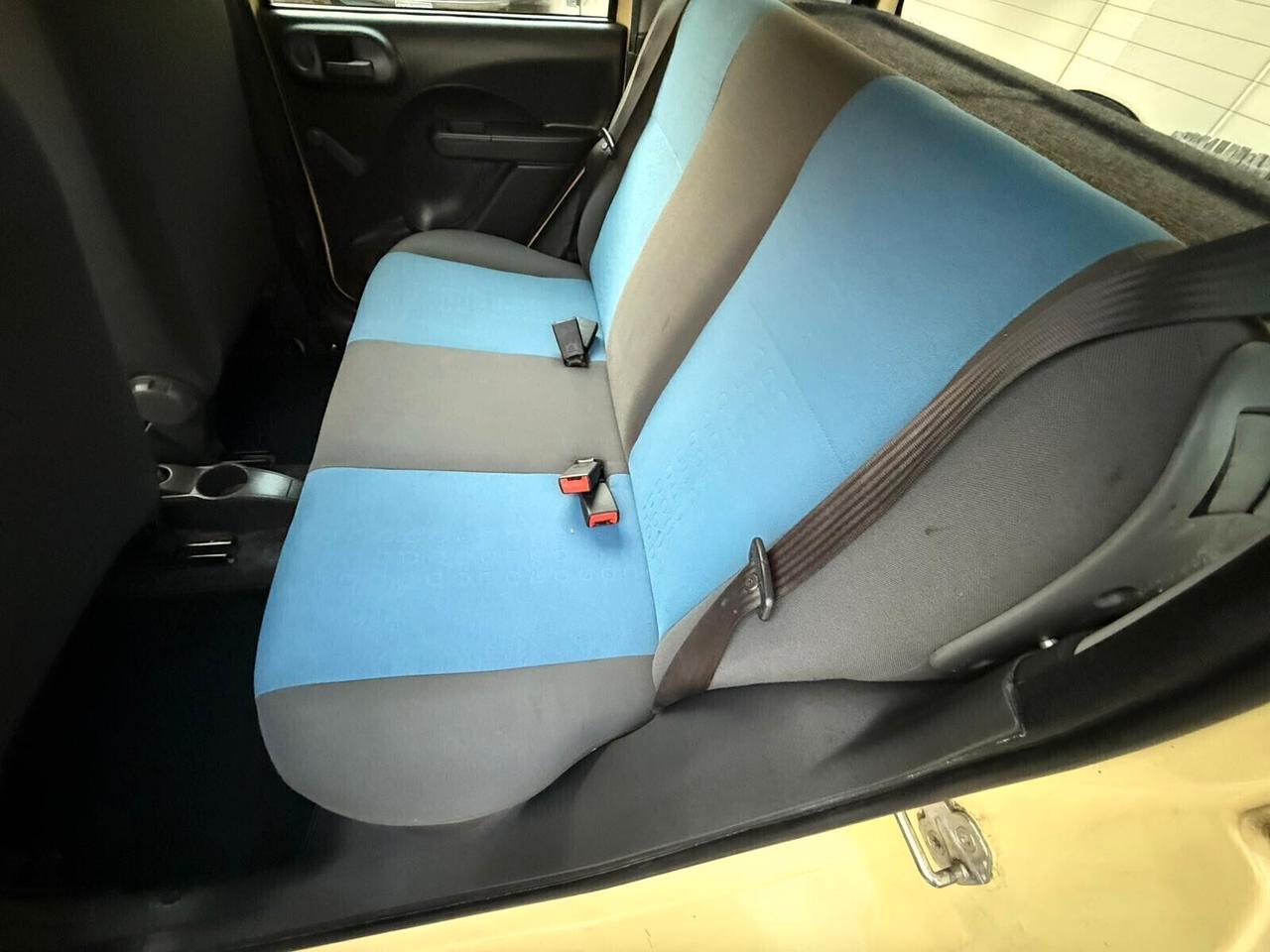 Fiat Panda 1.2 neo-pat 5 POSTI