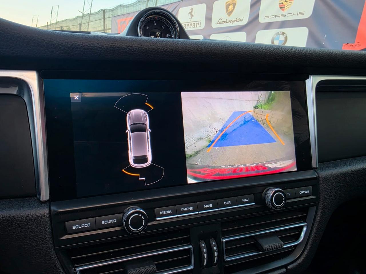 Porsche Macan FULL TETTO PASM