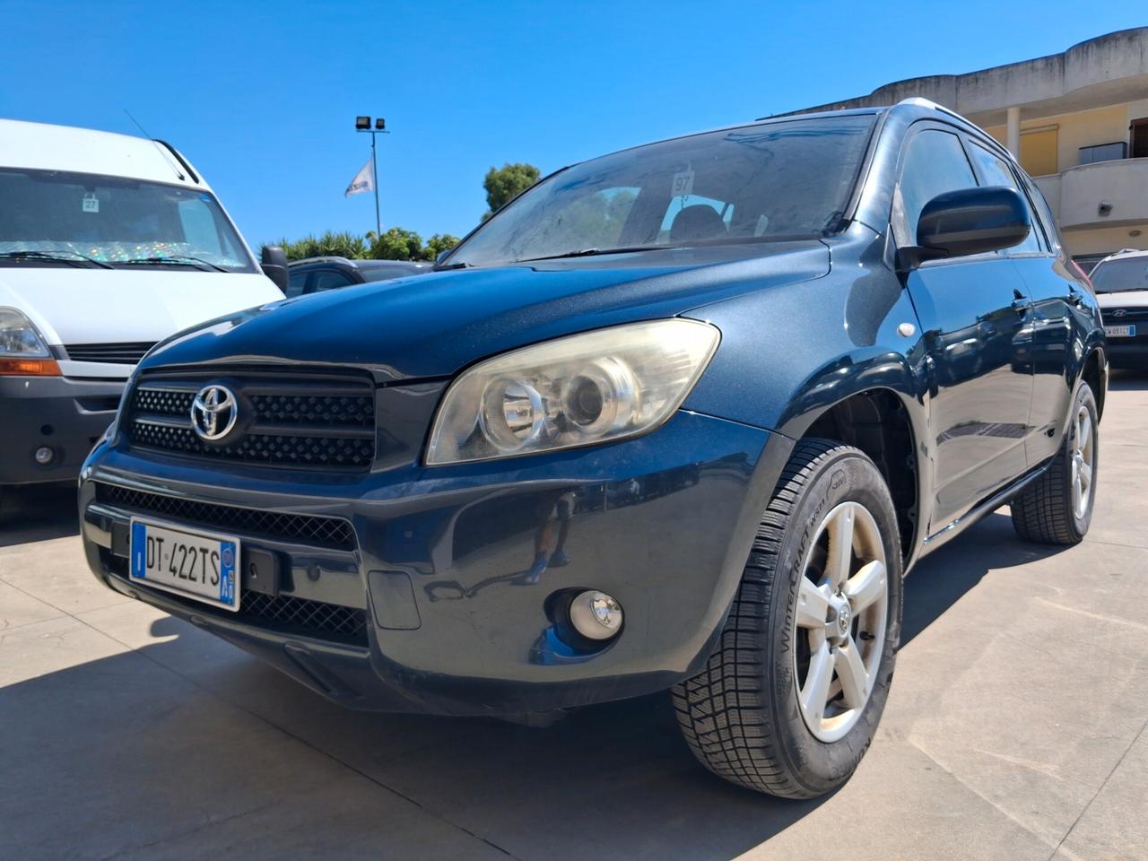 TOYOTA Rav4 Sol 2.200 D-4D 136cv 4WD