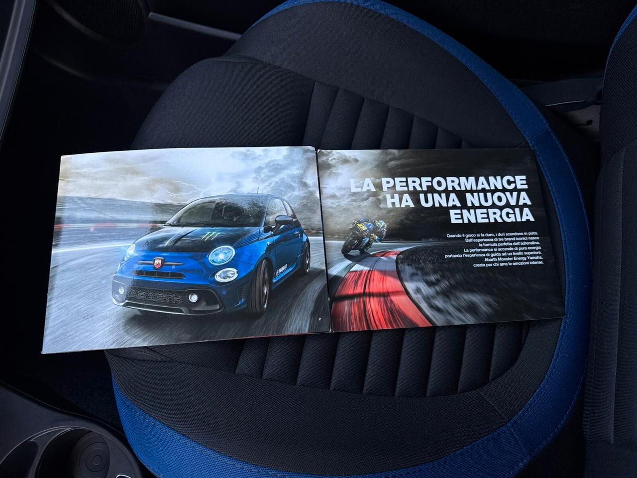 Abarth 595 1.4 Turbo T-Jet 165 CV Monster Energy Yamaha