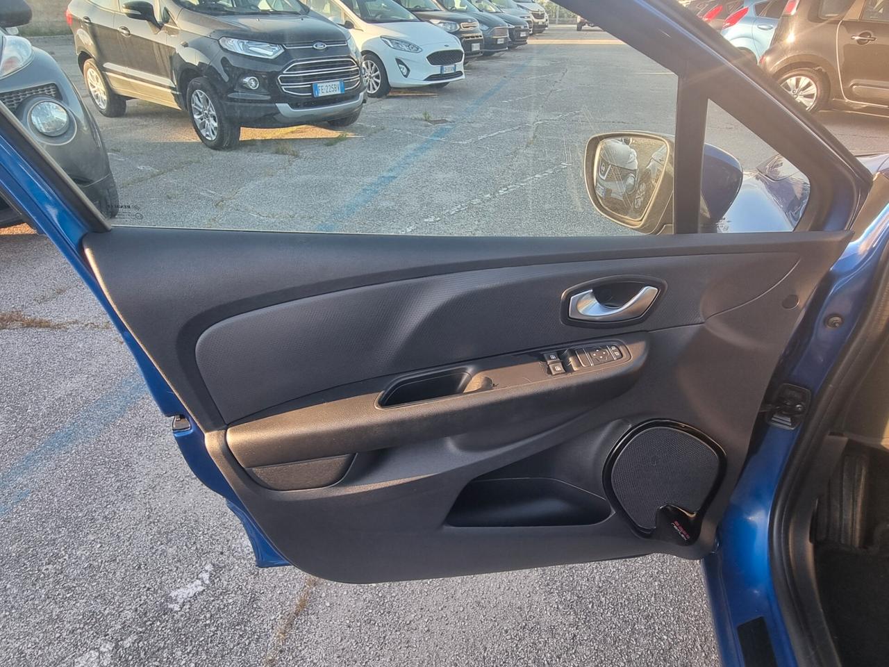Renault Clio 1.2 75CV 5 porte Life