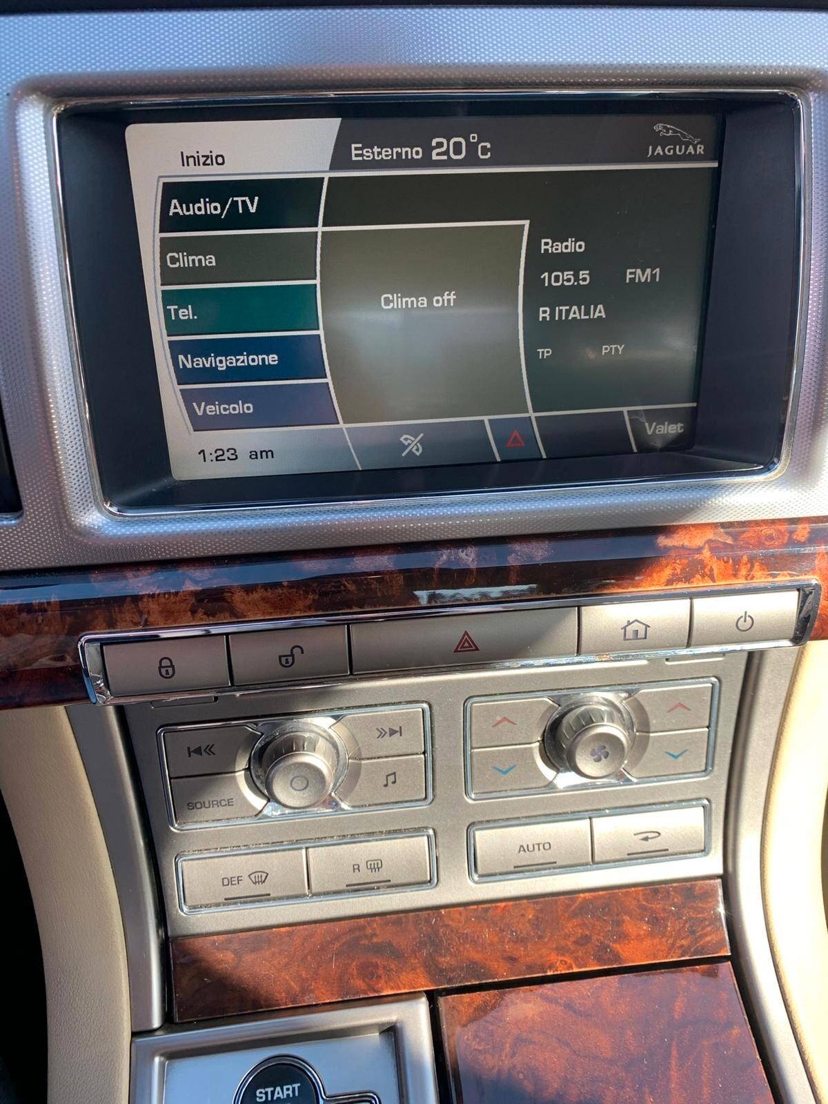 Jaguar XF 3.0 DS V6 Portfolio 275CV